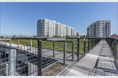 131-01 40th Road #PH2P, Flushing, NY 11354 - Photo 11