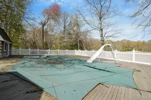 1 Lake Dr, Middle Island, NY 11953 - Photo 35