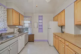 44 Redmond Ave, Bay Shore, NY 11706 - Photo 11