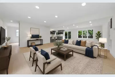 136 Udall Road, West Islip, NY 11795 - Photo 11