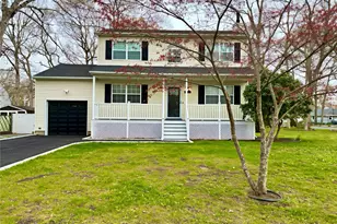 80 Queen Rd, Mastic Beach, NY 11951 - Photo 31