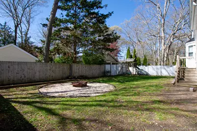 80 Queen Road, Mastic Beach, NY 11951 - Photo 29
