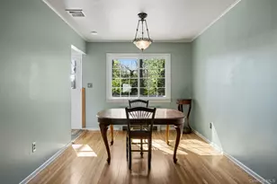 123 Foxdale Ln, Port Jefferson, NY 11777 - Photo 7