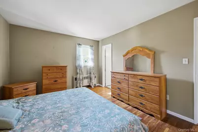 123 Foxdale Lane, Port Jefferson, NY 11777 - Photo 15