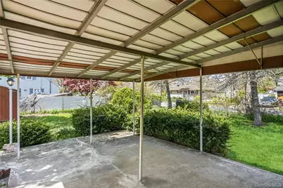 184 Magnolia Drive, Mastic Beach, NY 11951 - Photo 23