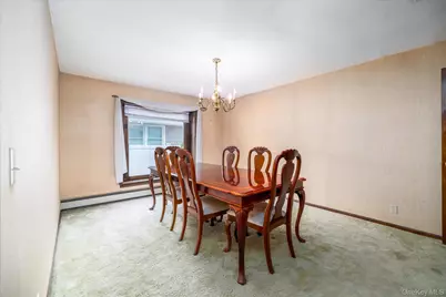 1682 Hannington Avenue, Wantagh, NY 11793 - Photo 15