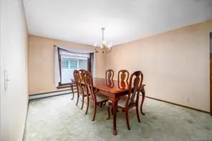 1682 Hannington Ave, Wantagh, NY 11793 - Photo 15