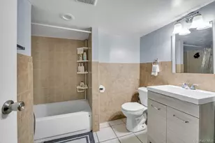 14 Laurel Rd, Lindenhurst, NY 11757 - Photo 15