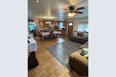 82 Westcott Street, Inwood, NY 11096 - Photo 9