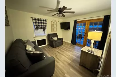 82 Westcott Street, Inwood, NY 11096 - Photo 15