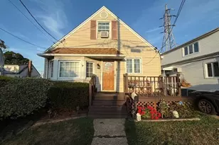 82 Westcott St, Inwood, NY 11096 - Photo 1