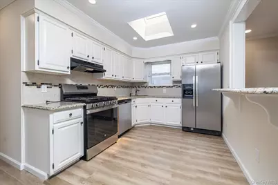 449 E Market Street, Long Beach, NY 11561 - Photo 7