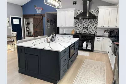 15 Highview Avenue, Selden, NY 11784 - Photo 3
