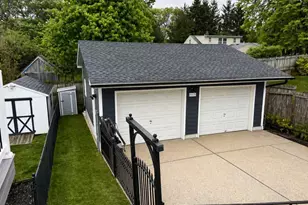 15 Highview Ave, Selden, NY 11784 - Photo 17