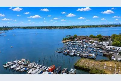 10 Matinecock Avenue, Port Washington, NY 11050 - Photo 43