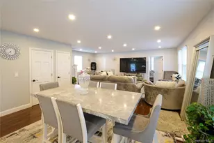 119 Munro Blvd, Valley Stream, NY 11581 - Photo 7
