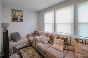 119 Munro Blvd, Valley Stream, NY 11581 - Photo 5