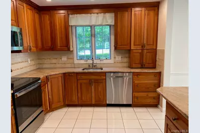 2106 Martingale Drive, Carmel, NY 10512 - Photo 13