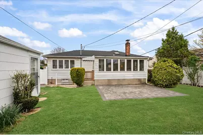 3704 Locust Avenue, Seaford, NY 11783 - Photo 27