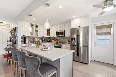 540 W Walnut Street, Long Beach, NY 11561 - Photo 9