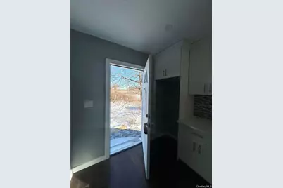 534 Beach 43rd Street, Far Rockaway, NY 11691 - Photo 11