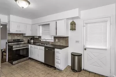 102 Pine Acres Boulevard, Deer Park, NY 11729 - Photo 5