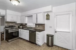 102 Pine Acres Blvd, Deer Park, NY 11729 - Photo 5