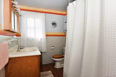 83 Cambridge Street, Valley Stream, NY 11581 - Photo 21