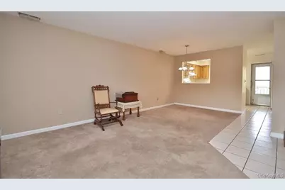 607 Chestnut Drive, Carmel, NY 10512 - Photo 9