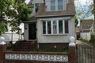 115-57 196th St, Saint Albans, NY 11412 - Photo 3