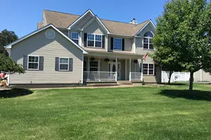 4 Jordan Dr, Medford, NY 11763 - Photo 3