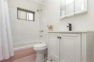 164-11 Depot Rd, Flushing, NY 11358 - Photo 21