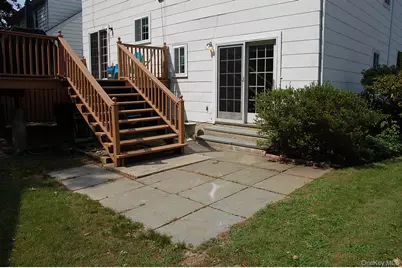 18 Coralyn Avenue, White Plains, NY 10605 - Photo 25
