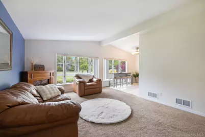 26 Carrie Lane, Nanuet, NY 10954 - Photo 11