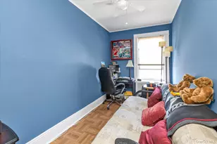 59-36 69th Pl, Maspeth, NY 11378 - Photo 13