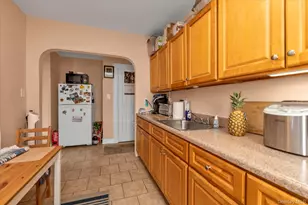 59-36 69th Pl, Maspeth, NY 11378 - Photo 11