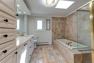 11 Arrowood Dr, Saint James, NY 11780 - Photo 15