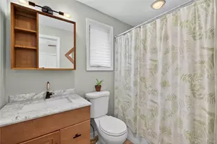 109 Eastview Rd, Ronkonkoma, NY 11779 - Photo 13