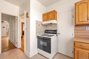 62-04 Ellwell Crescent, Rego Park, NY 11374 - Photo 9