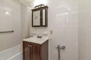 62-04 Ellwell Crescent, Rego Park, NY 11374 - Photo 13