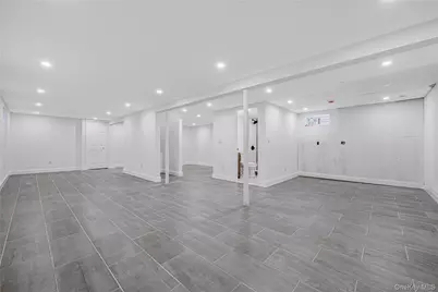 175 Dorchester Road, Garden City, NY 11530 - Photo 9