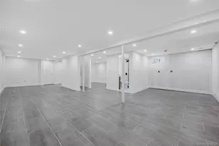 175 Dorchester Rd, Garden City, NY 11530 - Photo 9