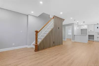 175 Dorchester Road, Garden City, NY 11530 - Photo 7