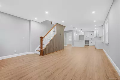 175 Dorchester Road, Garden City, NY 11530 - Photo 23