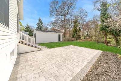 88 Cliff Avenue, Sayville, NY 11782 - Photo 5