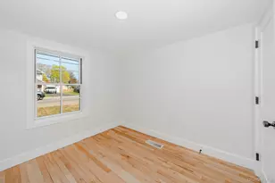 88 Cliff Ave, Sayville, NY 11782 - Photo 7