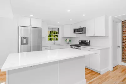 88 Cliff Avenue, Sayville, NY 11782 - Photo 17