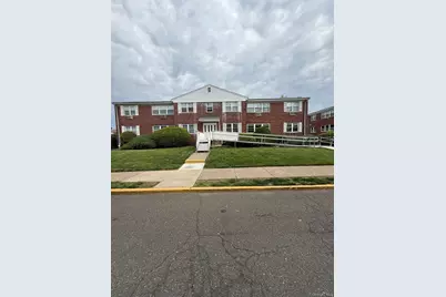 235 N Middletown Road #D, Pearl River, NY 10965 - Photo 11