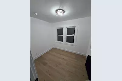 13304 226th Street, Springfield Gardens, NY 11413 - Photo 9