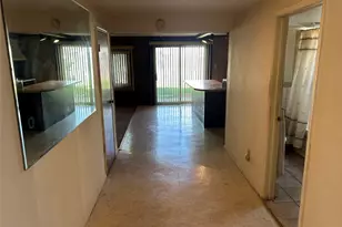 960 Linden Ave, Westbury, NY 11590 - Photo 9